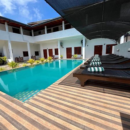 Sundowners Guesthouse هيكادوفا المظهر الخارجي الصورة