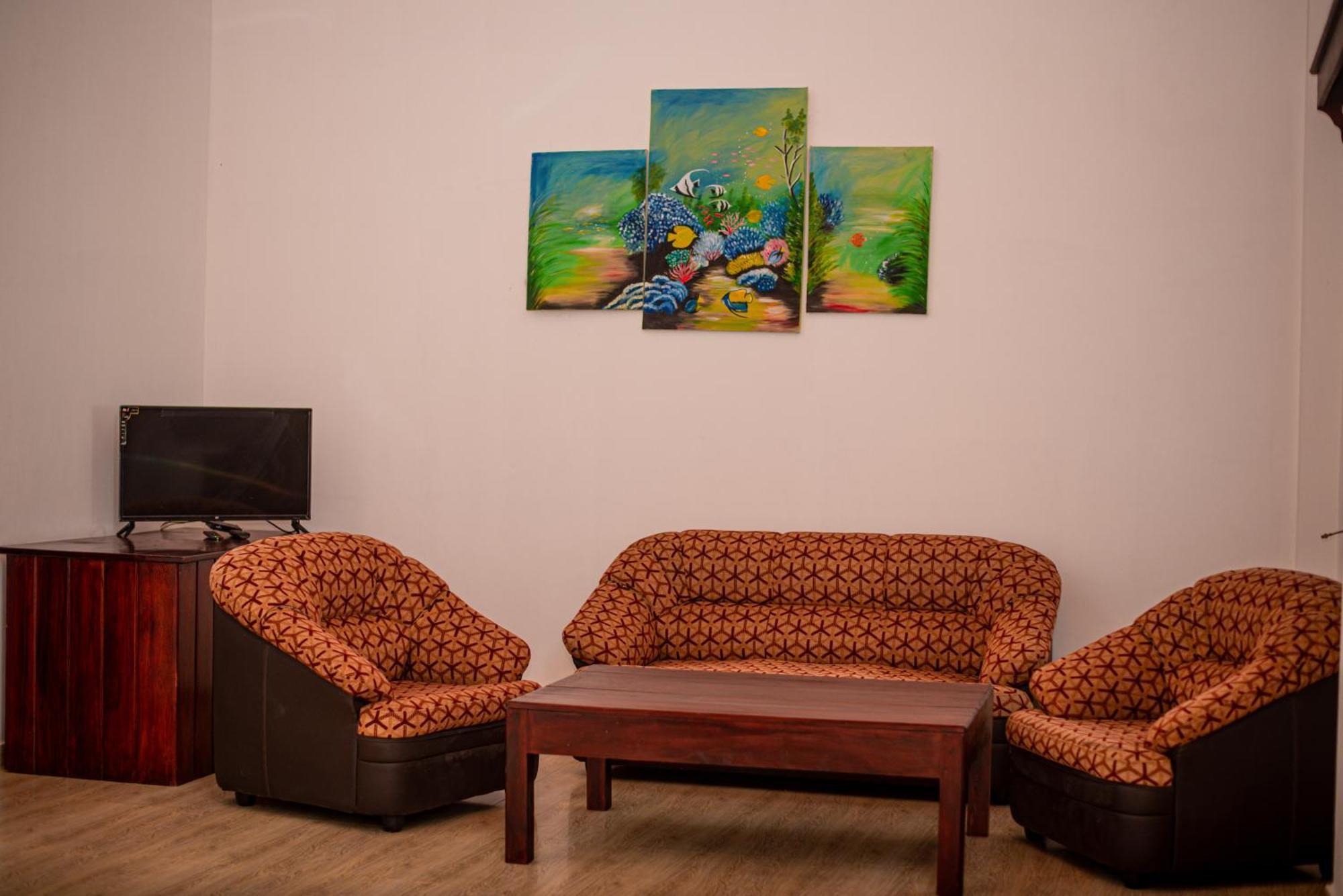 Sundowners Guesthouse هيكادوفا الغرفة الصورة